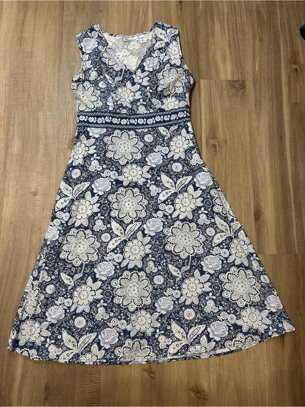 croft & barrow Navy and White Floral Midi Dress